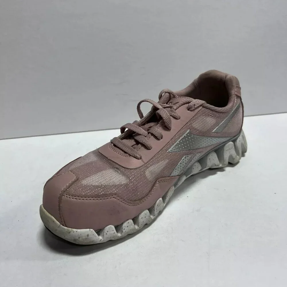 Reebok Zig Pulse Womens Sneaker Pink 8.5 Wide